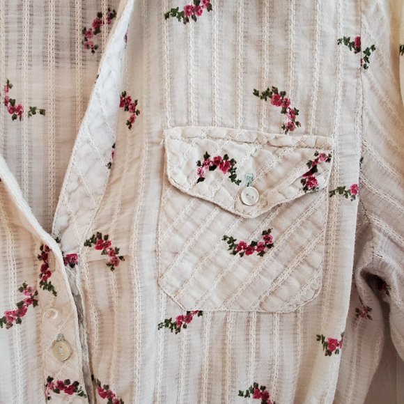 Flowy arm floral top - Picture 4 of 8